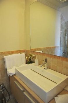 Urania Luxury Villas Pondi Bagian luar foto