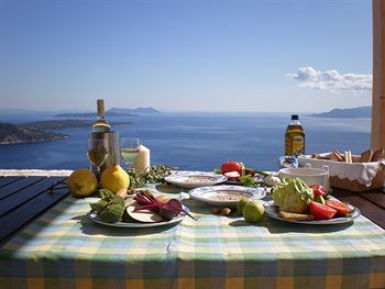 Urania Luxury Villas Pondi Bagian luar foto